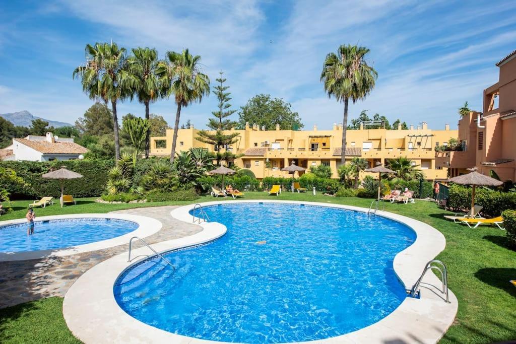 Apartamento En Marbella Guadalmina Primera Linea De Campo De Golf Los Cartujanos Экстерьер фото